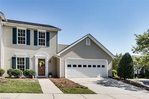 386 Sherwood Oaks Dr, Asheboro, NC 27205
