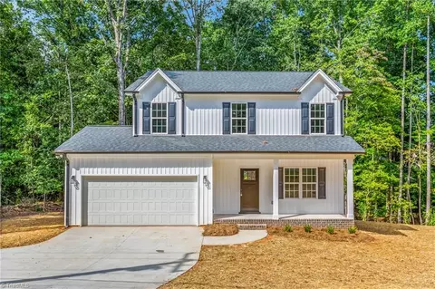 1811 Pope Rd, Winston Salem, NC 27127