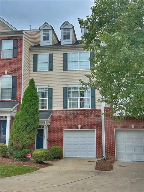 3823 Tarrant Trace Cir, High Point, NC 27265