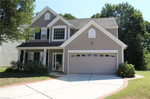 903 Jennifer Ln, High Point, NC 27265