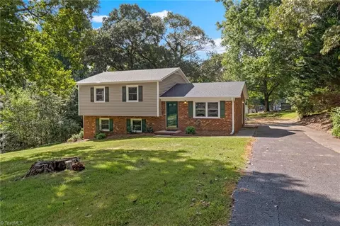 Exterior - 408 Logan Ct, King, NC 27021 photo 5 of 9