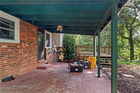 Exterior - 408 Logan Ct, King, NC 27021 photo 7 of 9