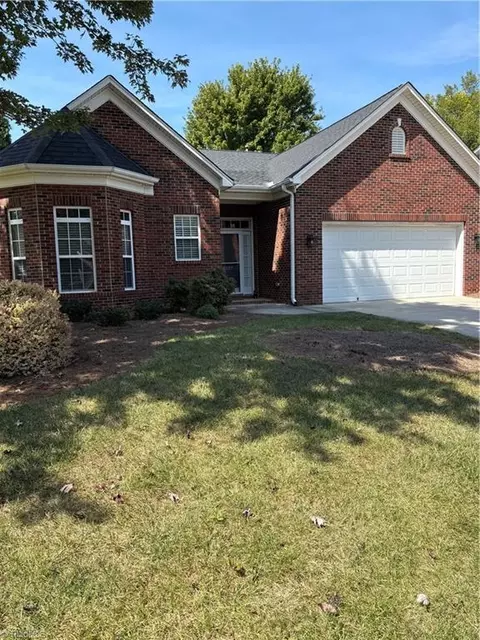 5007 Lake Laurel Ct, Greensboro, NC 27455