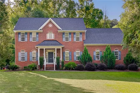 1208 Pebble Meadows Dr, Lewisville, NC 27023