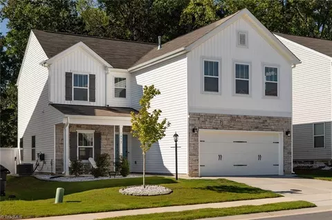 1452 Seawatch Dr, Winston Salem, NC 27127