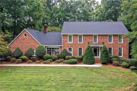 316 Beechcliff Ct, Winston Salem, NC 27104