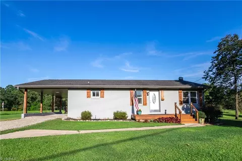 6896 Fairview Church Rd, Trinity, NC 27370