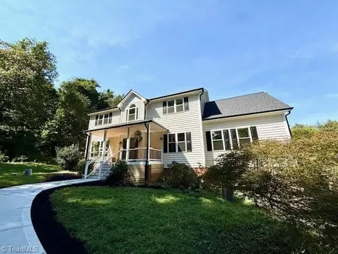 1803 Fleming Rd, Greensboro, NC 27410