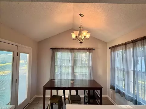 Dining - 355 Tanglebrook Trl, Eden, NC 27288 photo 1 of 1
