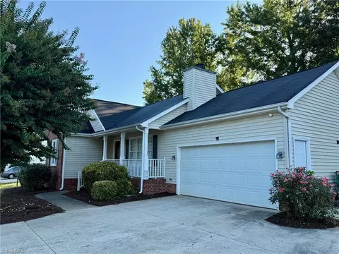 Exterior - 355 Tanglebrook Trl, Eden, NC 27288 photo 2 of 4