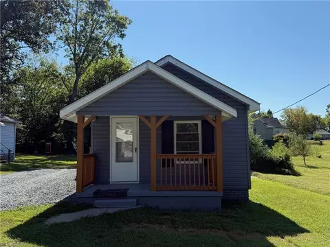 519 Gresham St, Eden, NC 27288