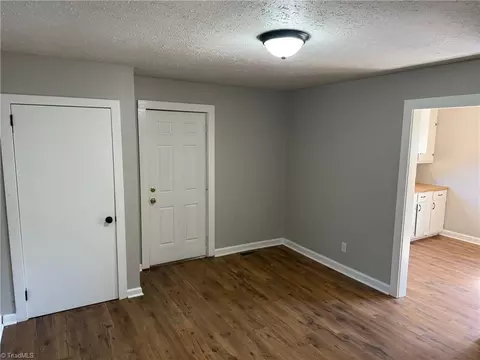 Living - 519 Gresham St, Eden, NC 27288 photo 4 of 5