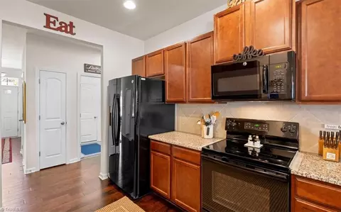 Entry Way - 758 Forester Ct, High Point, NC 27265 photo 2 of 4