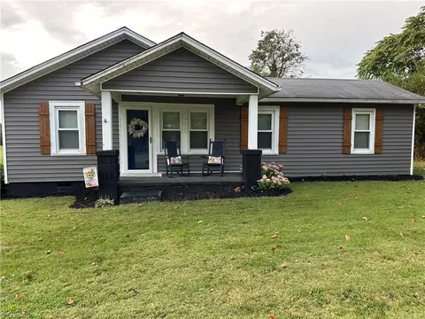 8320 Nc 268, Dobson, NC 27017