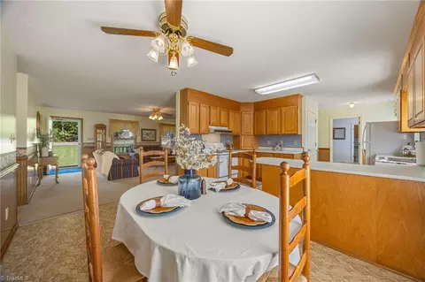 Dining - 2170 Mt Wesley Church Rd, Hiddenite, NC 28636 photo 1 of 2