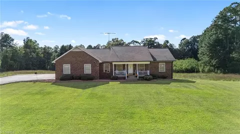 2170 Mt Wesley Church Rd, Hiddenite, NC 28636