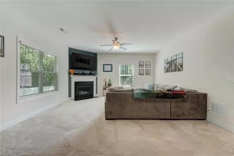 Living - 2806 Splitbrooke Dr, High Point, NC 27265 photo 3 of 3