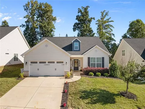 3248 Castlerock Dr, Burlington, NC 27215