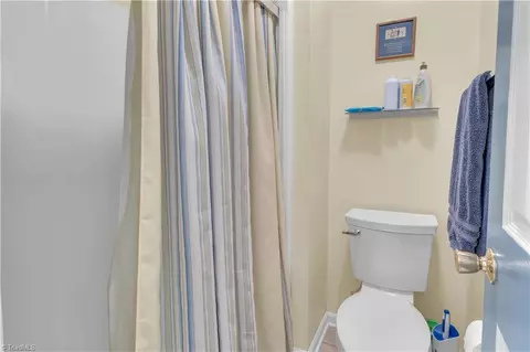 Bath - 4628 Riverview Dr, Trinity, NC 27370 photo 2 of 3