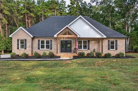 1219 Scout Rd, Lexington, NC 27292