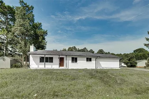 7080 Nc Highway 8, Lexington, NC 27292