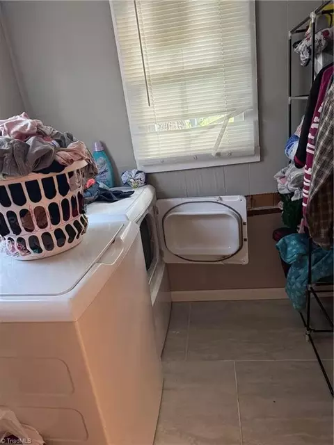 914 Nance Ave, High Point, NC 27263 photo 8