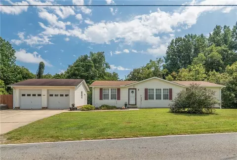 4235 Shady Grove Church Rd, East Bend, NC 27018