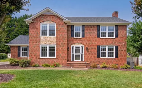 1501 Worthington Pl, Greensboro, NC 27410
