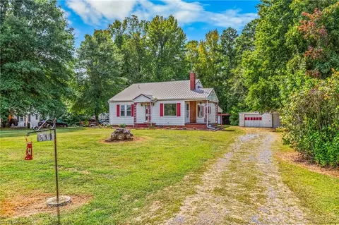 599 Cornatzer Rd, Mocksville, NC 27028