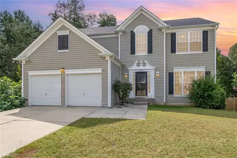 3948 Lake Meadow Dr, Jamestown, NC 27282