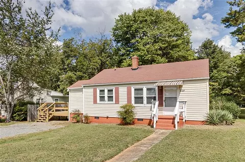 228 Pickett Cir, Liberty, NC 27298