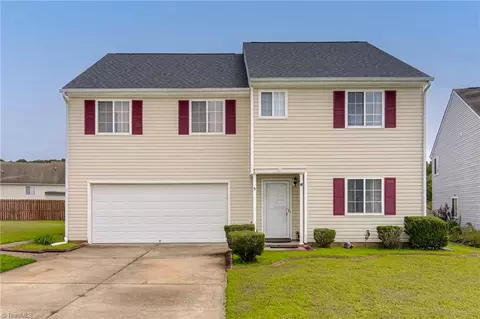 5 Cappel Ct, Mcleansville, NC 27301