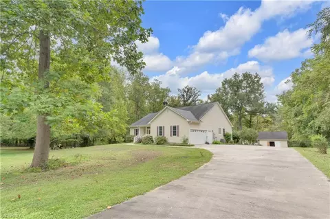 5555 Long Ferry Rd, Salisbury, NC 28146