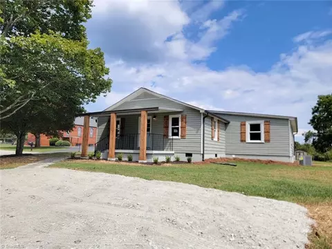 1362 Cornatzer Rd, Mocksville, NC 27028