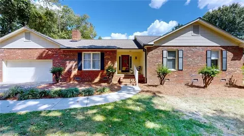 104 Dilworth Rd, High Point, NC 27265