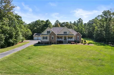 125 Miners Trl S, Lexington, NC 27292