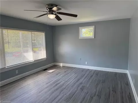 607 Martha Pl, High Point, NC 27263 photo 22