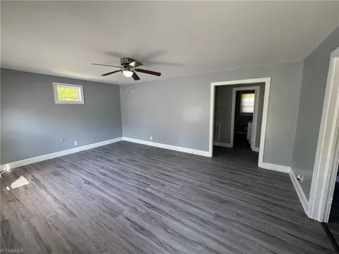 607 Martha Pl, High Point, NC 27263 photo 7