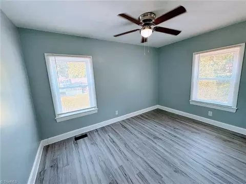 607 Martha Pl, High Point, NC 27263 photo 11