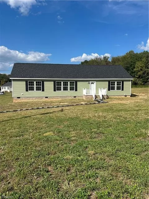 4130 Center Rd, Jonesville, NC 28642
