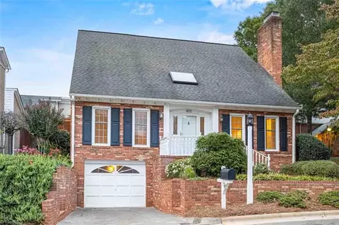 801 Chancy Ln, Winston Salem, NC 27104