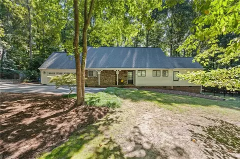 4703 Hidden Oak Ct, Greensboro, NC 27407