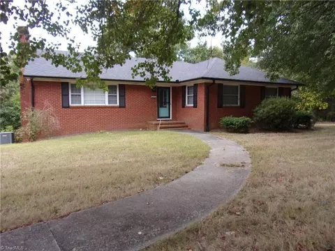 2820 Old Greensboro Rd, Thomasville, NC 27360