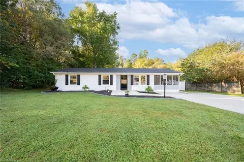 196 Belnette Dr, Lewisville, NC 27023