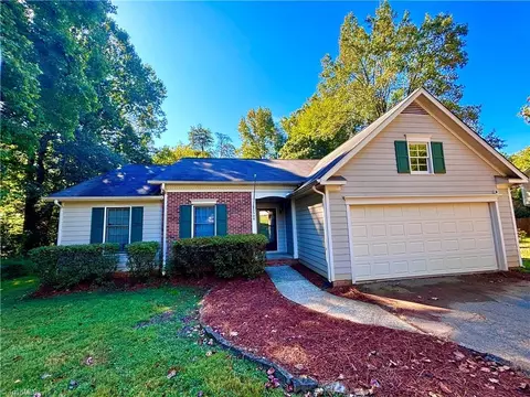 2508 Patty Ln, Pfafftown, NC 27040