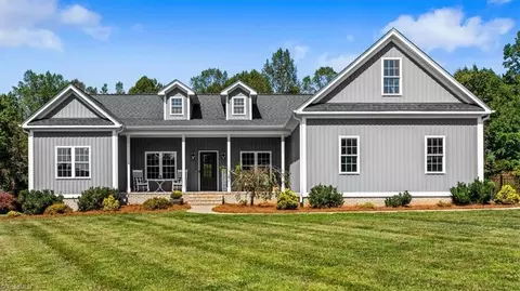 6629 Alley Rd, Summerfield, NC 27358