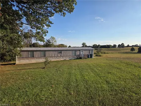 260 Kennon Rd, Ruffin, NC 27326