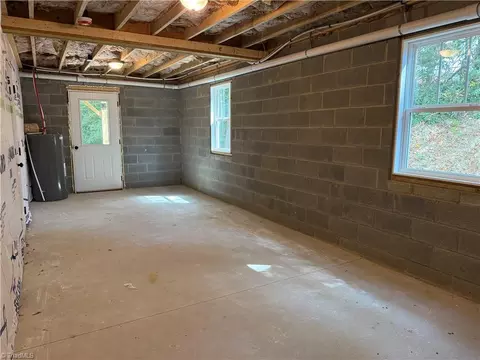 30 Culbreth Ave, Thomasville, NC 27360 photo 28