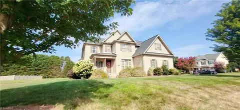 153 Caudle Meadows Dr, Advance, NC 27006 photo 6