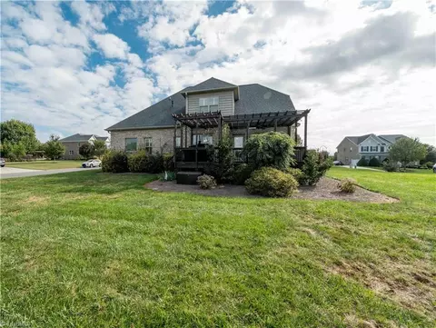 153 Caudle Meadows Dr, Advance, NC 27006 photo 21